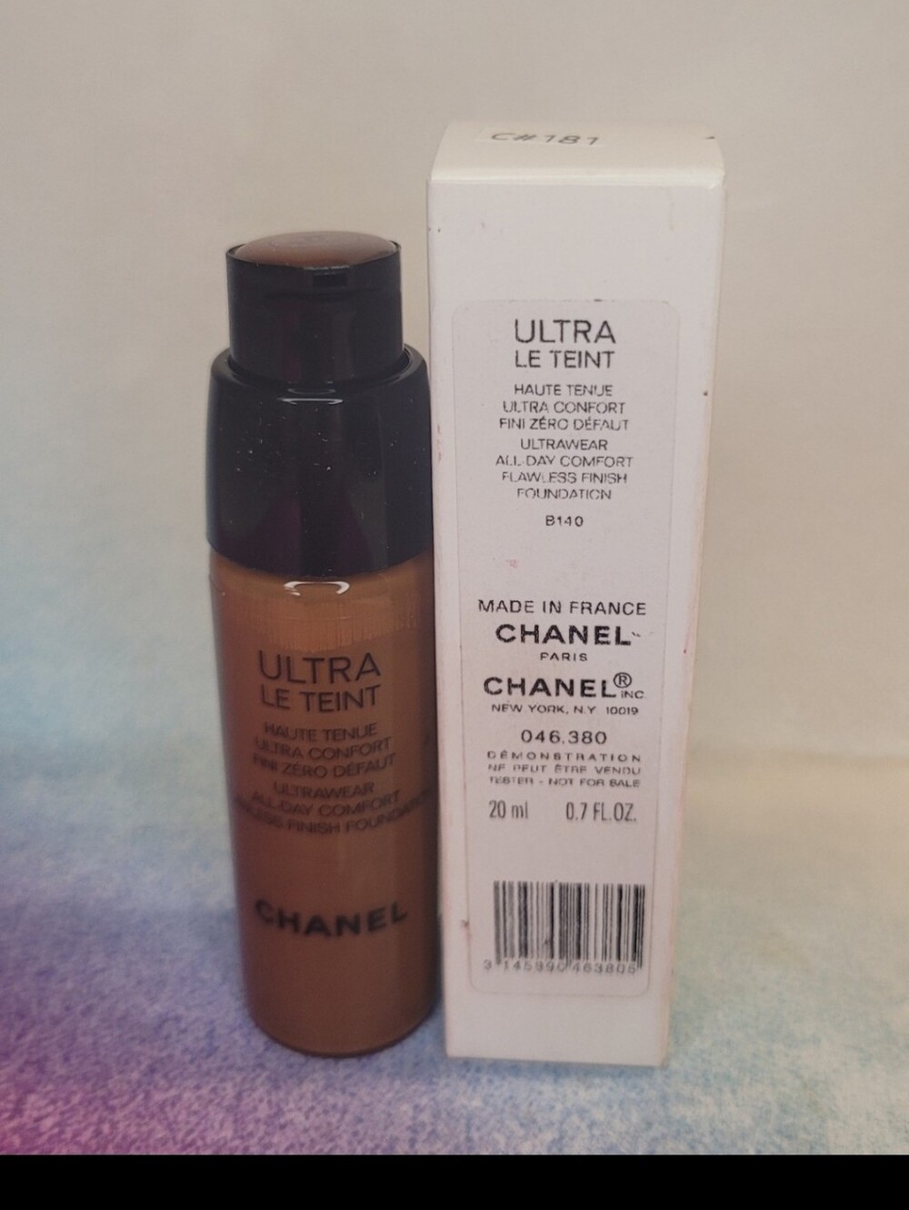 Chanel Ultra Le Teint Flawless Finish Foundation B140